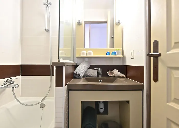 Le Belvedere - R0 145 By Interhome Apartment Saint-Raphaël